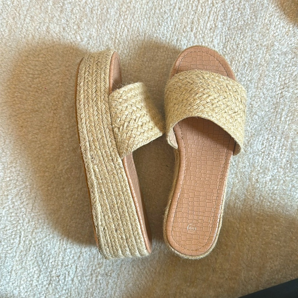 Woven Platform sandals